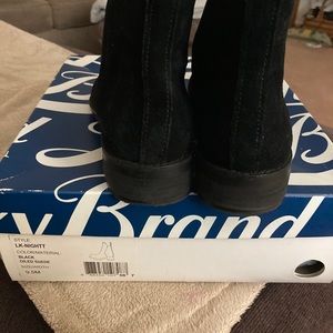 Lucky Brand size 9.5